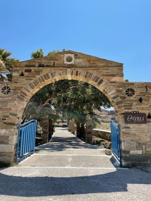 Ferienwohnung Θἔρως Tínos Exterior foto