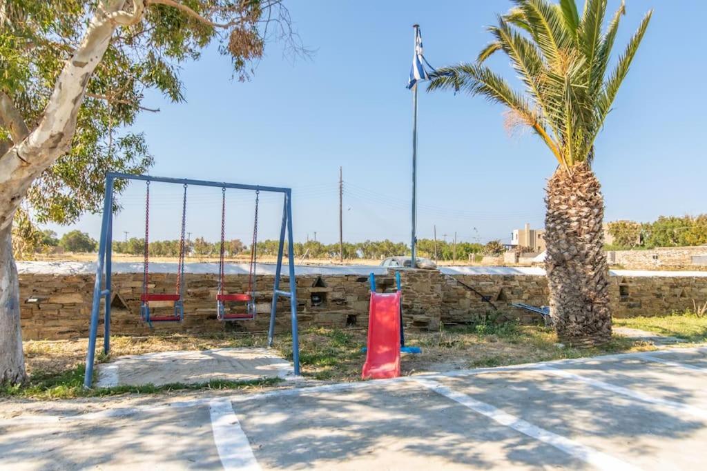 Ferienwohnung Θἔρως Tínos Exterior foto
